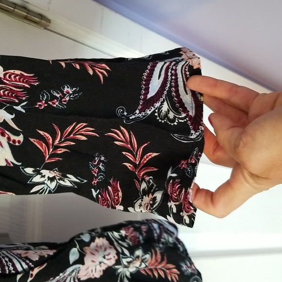 Long sleeved romper sz XS black - Picture 5 of 5